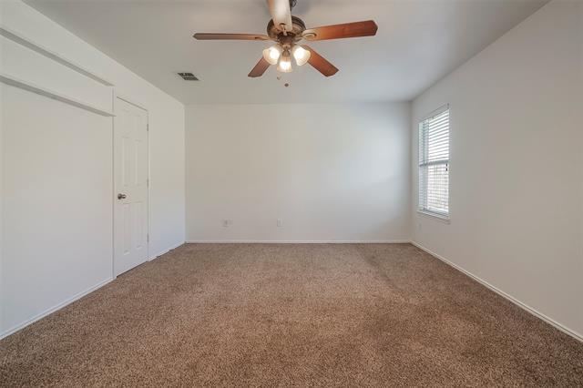 Building Photo - 2901 Saddle Dr