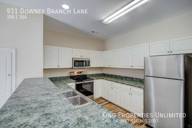 Building Photo - 931 Downey Branch Ln