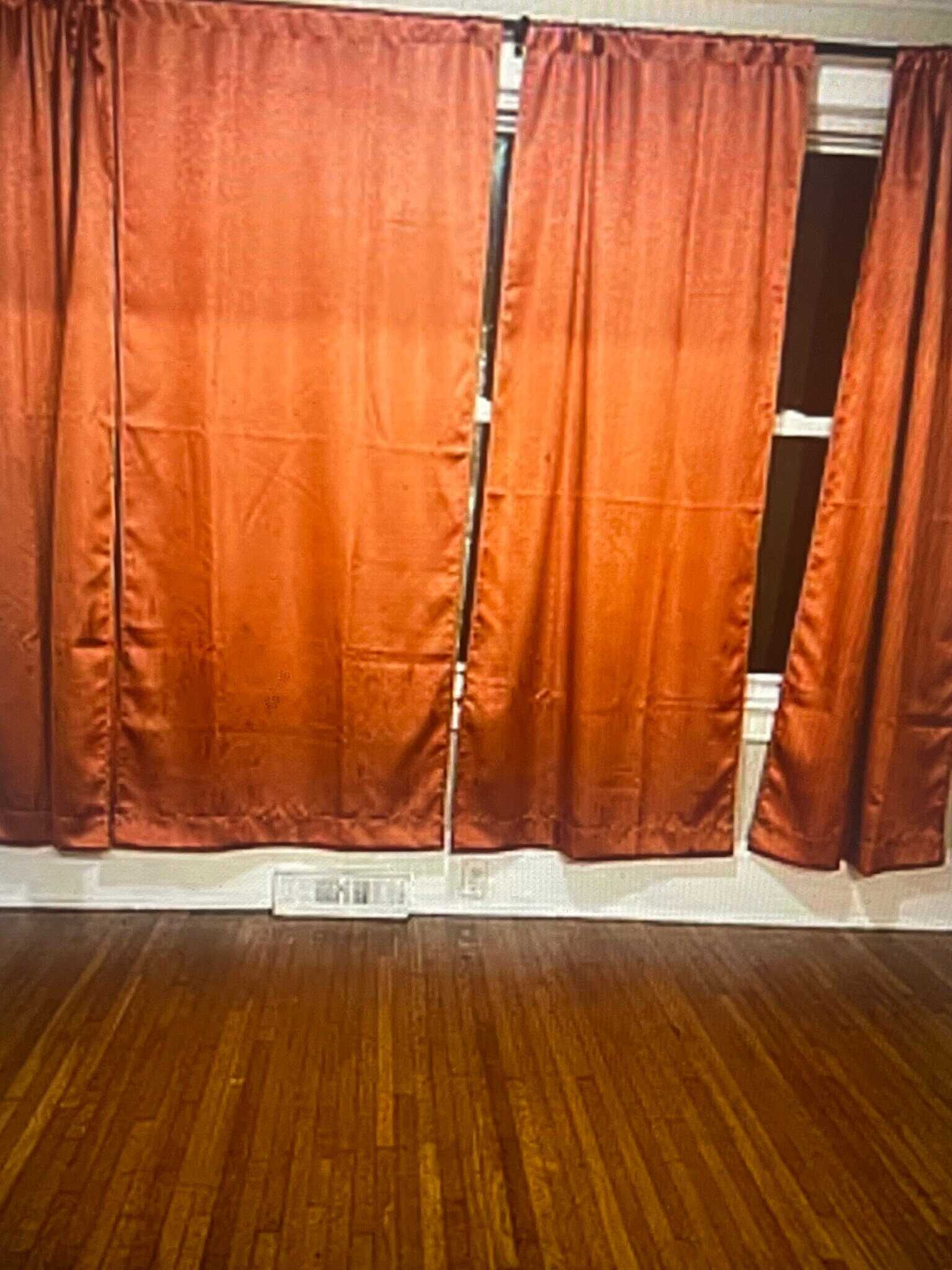 Building Photo - 1573 Mary St