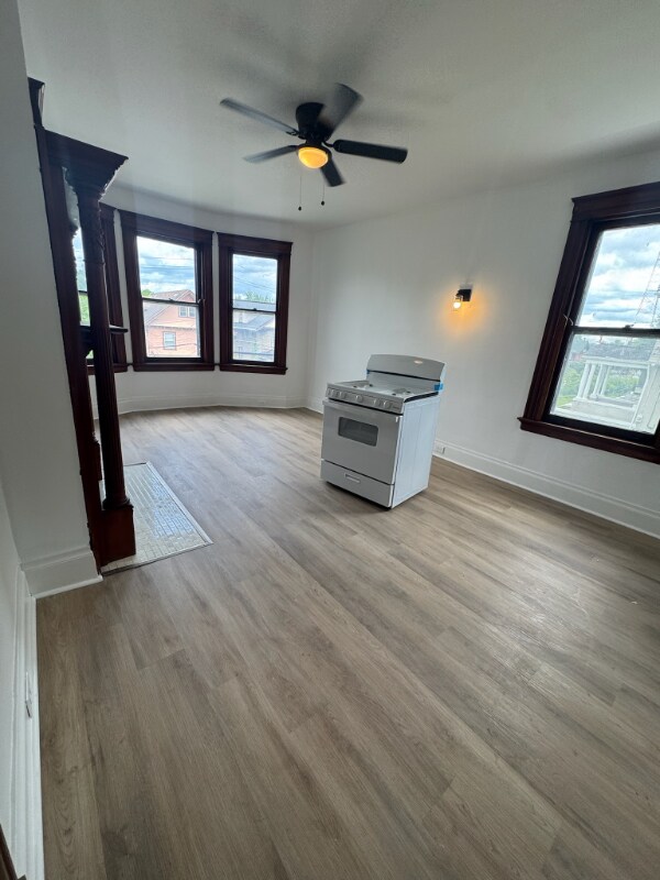 Building Photo - 2241 Burnet Ave