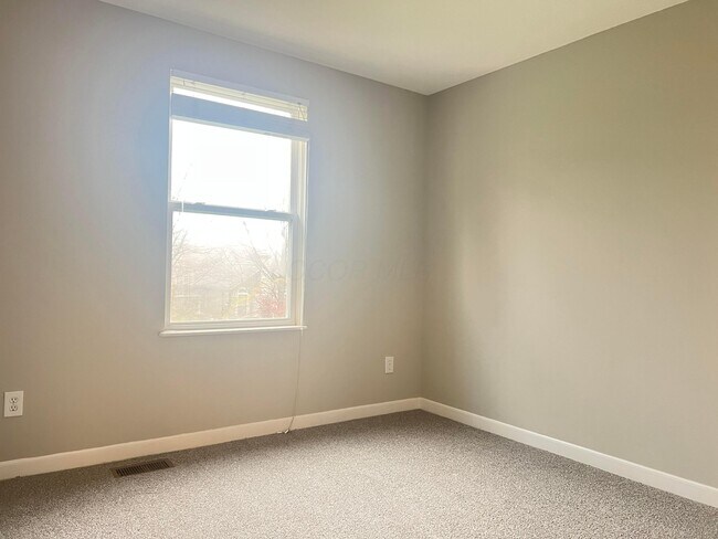 Building Photo - 4238 Greensbury Dr