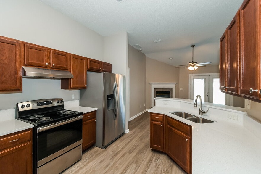 Building Photo - 7941 Collins Bay Ct