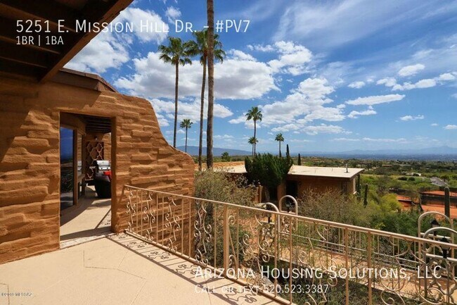 Building Photo - Palo Verde 7