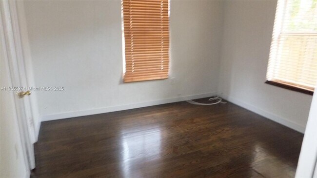 Building Photo - 200-210 NE 110th Street 200-210, Miami, FL...