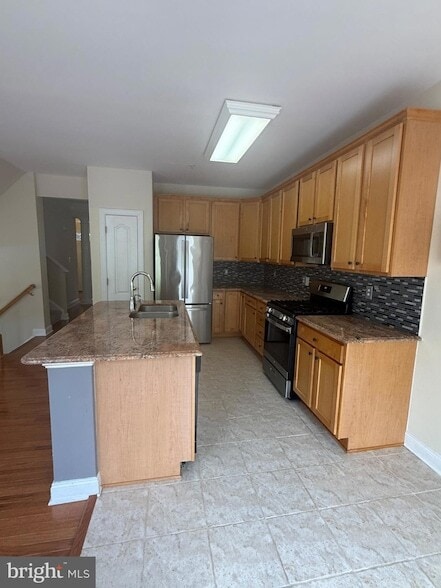 Building Photo - 22106 Fair Garden Ln