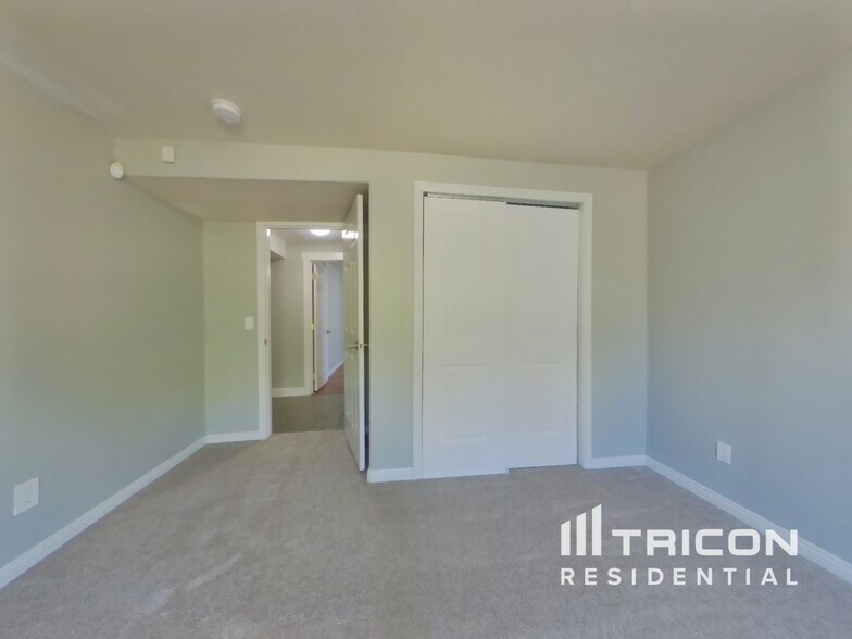 Building Photo - 485 E 1250 S