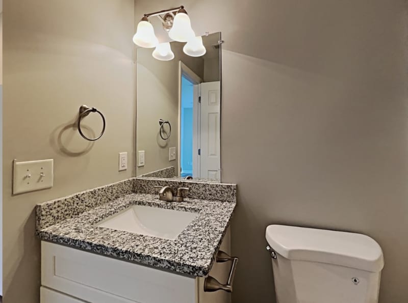 Building Photo - 3770 Burtons Barn St