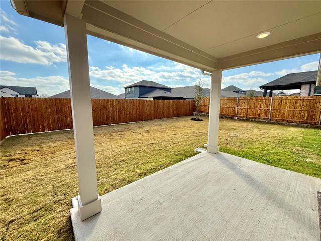 Building Photo - 2104 Rannoch St