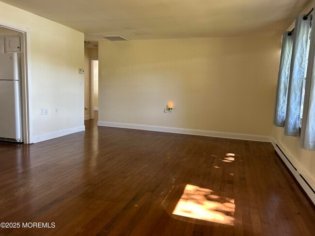 Building Photo - 246B Jefferson Ct