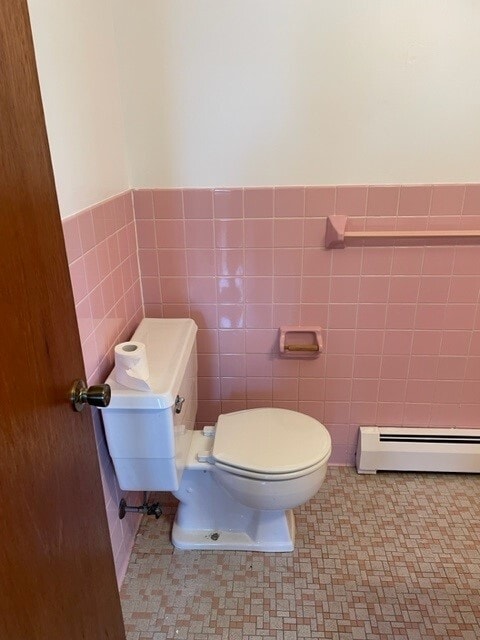 Building Photo - 915 Country Club Dr