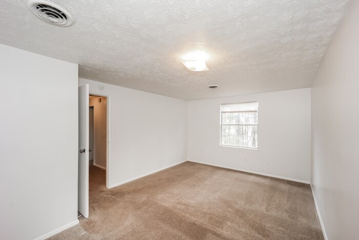 Building Photo - 2595 Old S Ct