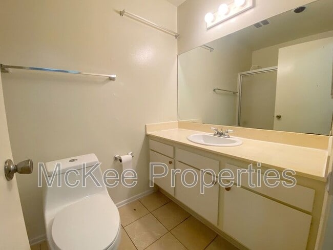 Building Photo - 8628 Via Mallorca Via