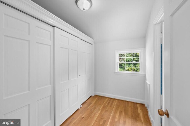 Building Photo - 2816 Ellicott St NW