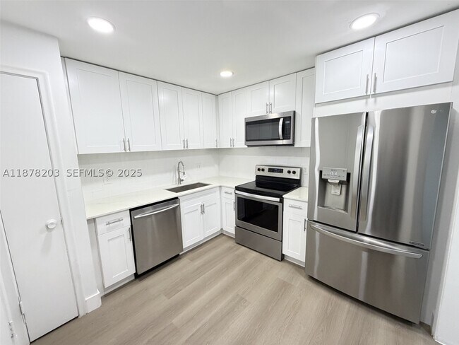 Building Photo - 22605 SW 66th Ave