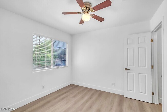 Building Photo - 5207 Silverheart Ave