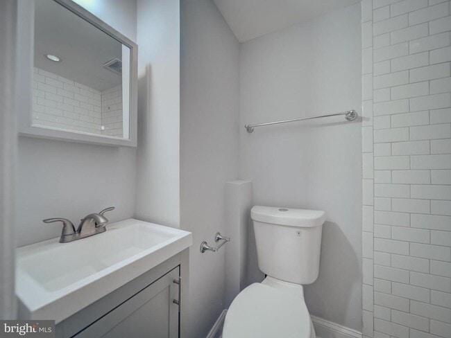 Building Photo - 4308 Alabama Ave SE