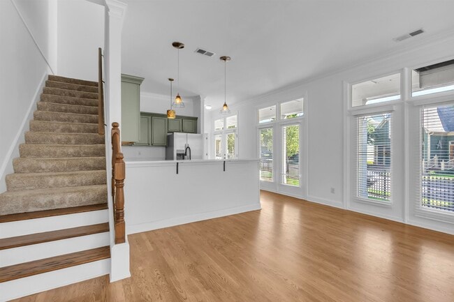 Building Photo - 176 Harbor Village Dr