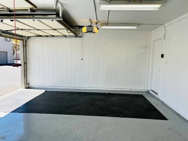 Garage View 2 - 264 E Betty Elyse Ln