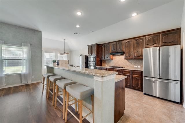 Building Photo - 10413 Canyon Lake View