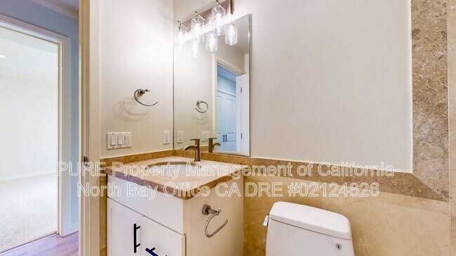 Building Photo - 3051 San Bruno Ave