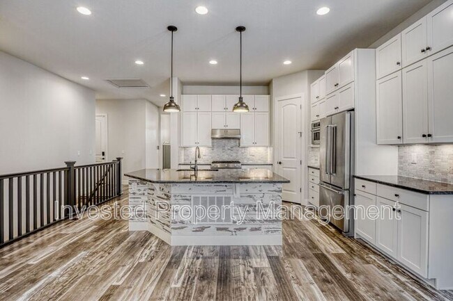 Building Photo - 6601 Pinery Villa Pl