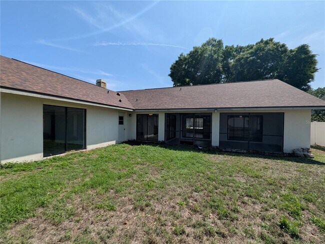 Building Photo - 11322 Torrey Pines Dr