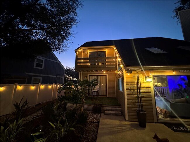 Building Photo - 4517 Groveland Ave