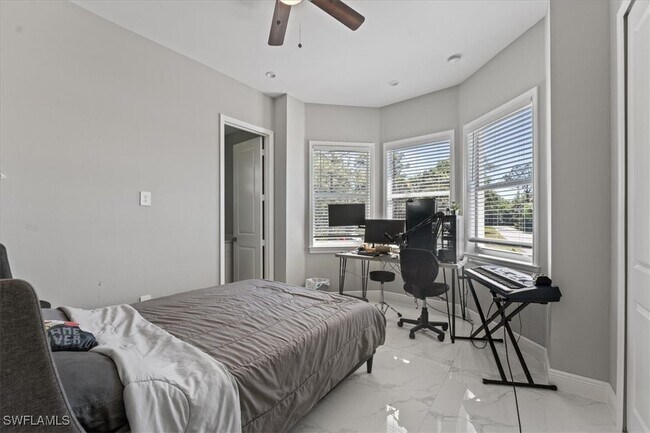 Building Photo - 3219 64th Ave NE