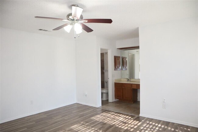 Building Photo - 2731 Eagle Pass