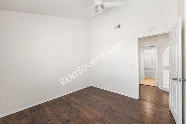 Building Photo - 2145 W Ave P8