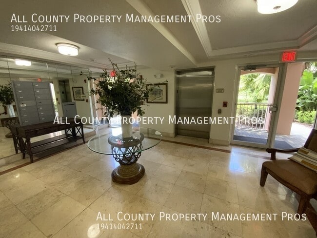 Building Photo - 5207 Manorwood Dr