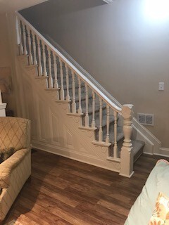 Building Photo - Beautiful Mt Washington 2 Bed Townhouse Available in June!