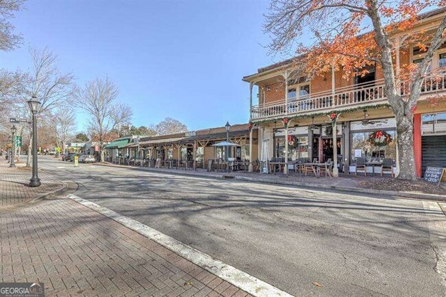 Building Photo - 529 Warm Springs Cir