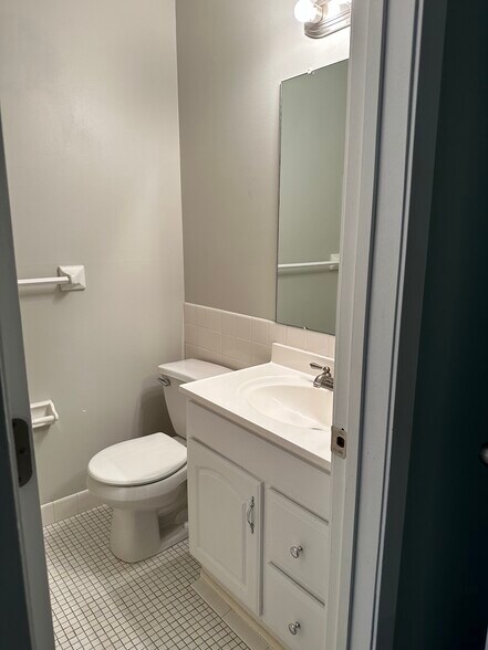 Bathroom - 4813 Cedar Lake Rd S