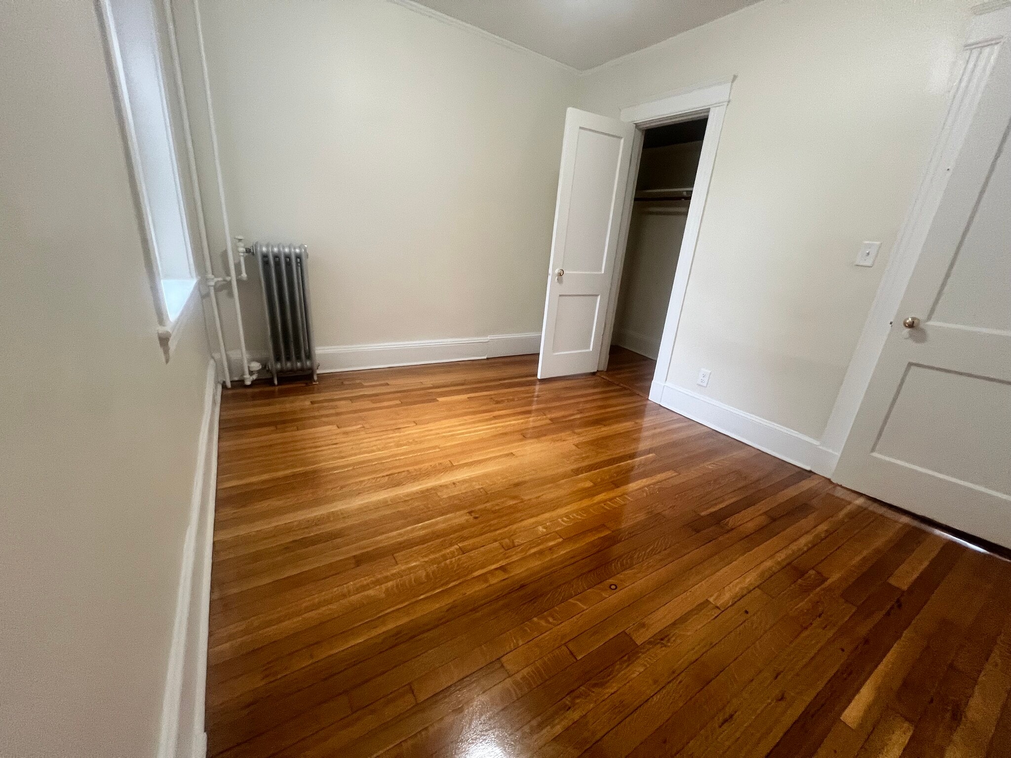 Building Photo - 100 Washington St