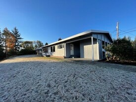 Building Photo - 5008 Sperry Ln