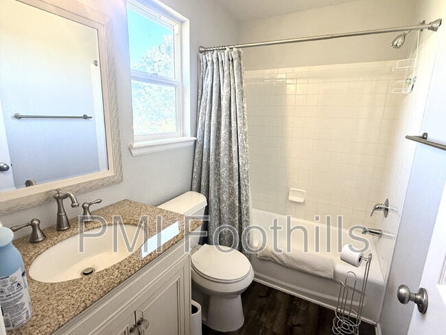 Building Photo - 9106 Gale Blvd