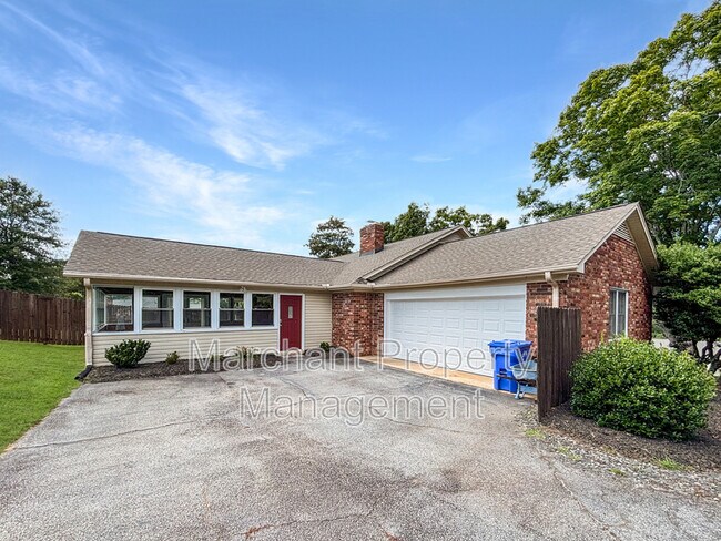 Building Photo - 809 Butler Springs Rd