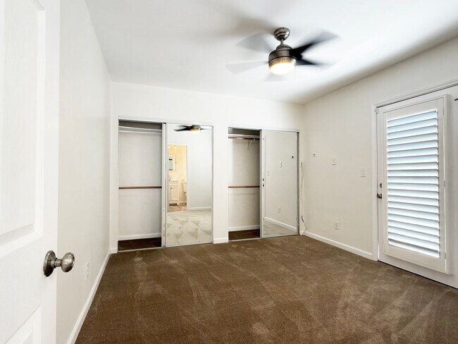 Building Photo - **2025 Euclid Ave Long Beach** Beautiful 3 bedroom 2 bath !!2 weeks free OAC!!