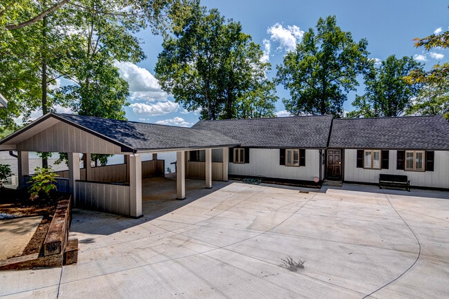 Building Photo - 141 Craig Hill Cir