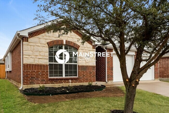 Building Photo - 2720 Triple Crown Ln
