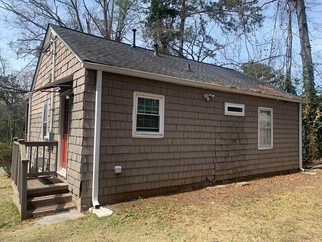 Building Photo - 1624 Terry Mill Rd SE