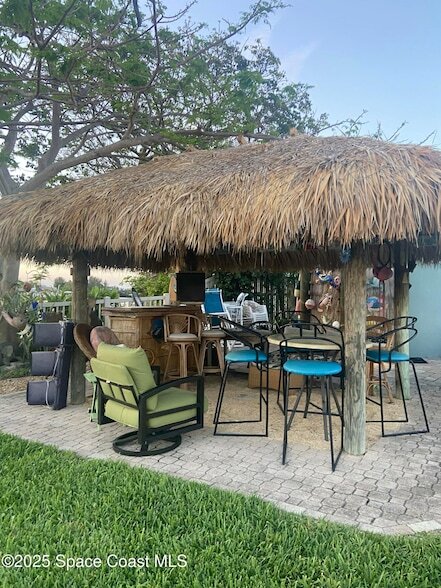 Building Photo - 488 Cardinal Dr