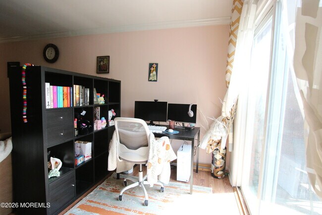 Building Photo - 65 Cedar Ave