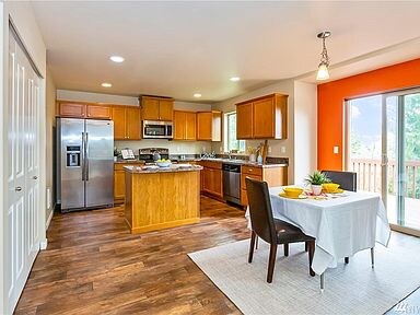 Building Photo - 2483 W Ridge Rock Way