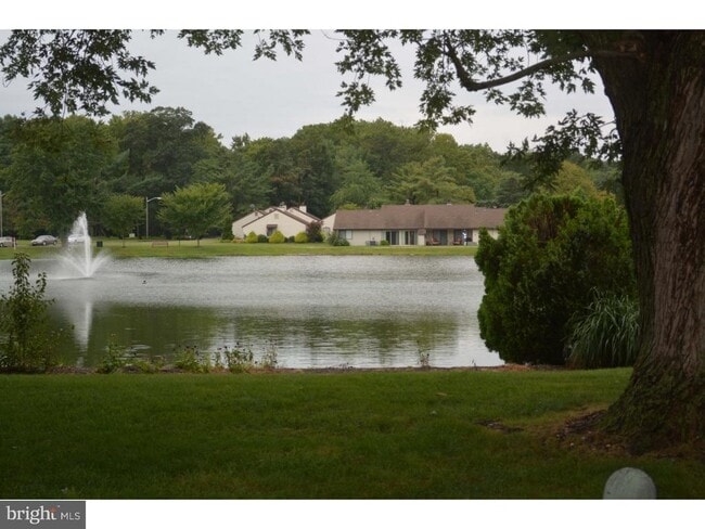 Building Photo - 23B E Daisy Ln