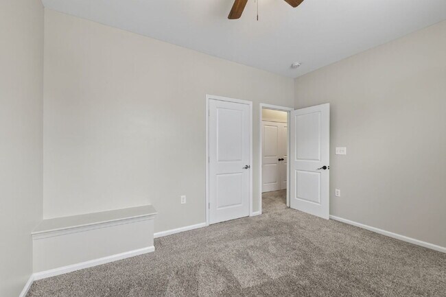 Building Photo - Beautiful Crofton at Spence Crossing Townhome/Condo | 3 BR | 2.5 BA | 1,867 Sq. Ft.