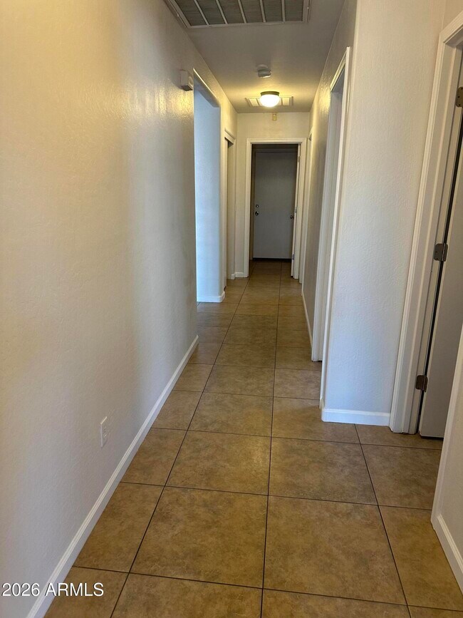 Building Photo - 1383 S 228th Ln
