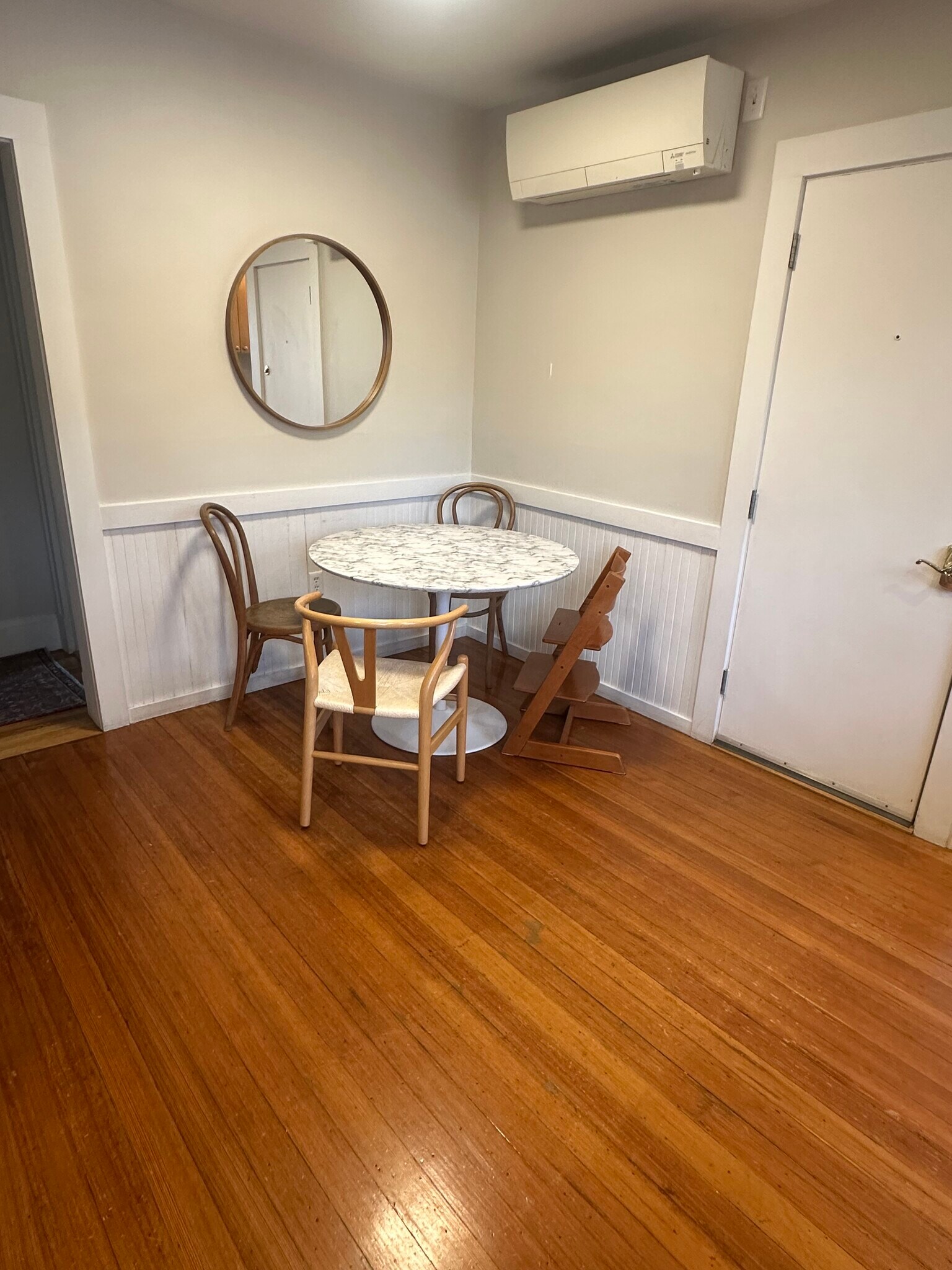 Building Photo - 65 Reservoir St