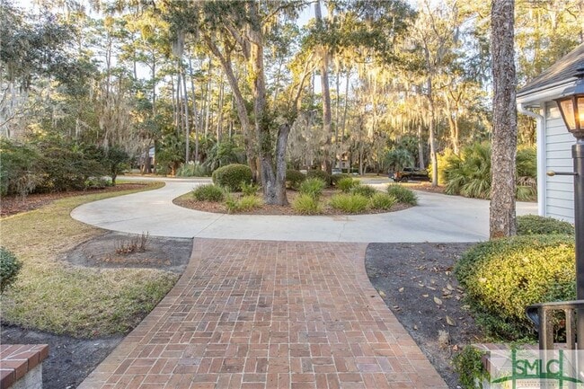 Building Photo - 5 Huntingwood Retreat